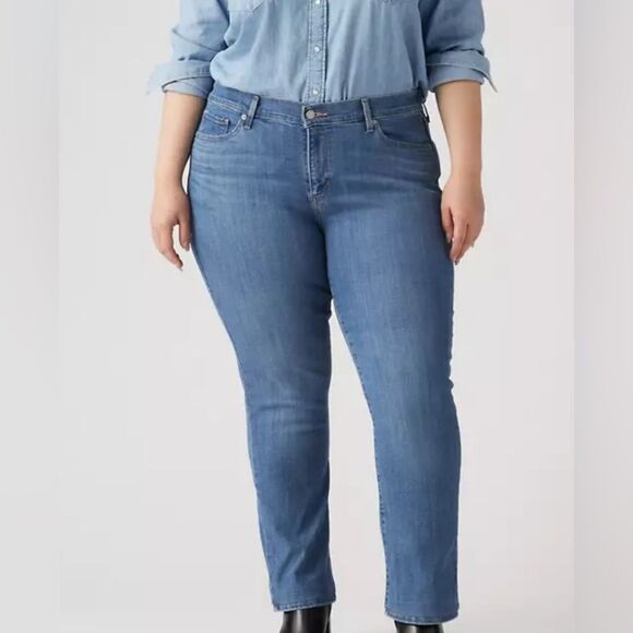Levi’s Women's Classic Straight Blue Jeans. Medium Wash. Size 20W - Picture 1 of 8